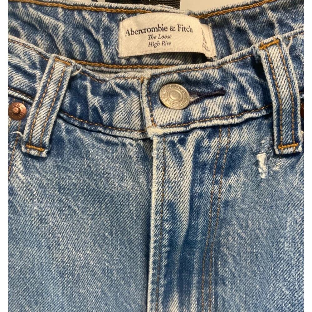 SOLD - Abercrombie & Fitch The Loose High Rise Med Wash Baggy Jeans